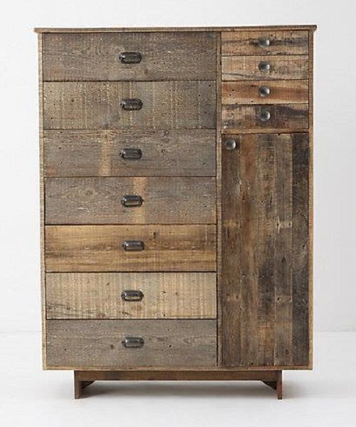 Cómoda hecha con pallets