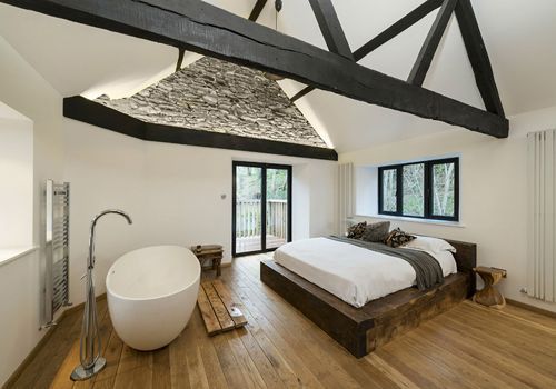 Dormitorio principal de la casa del molino