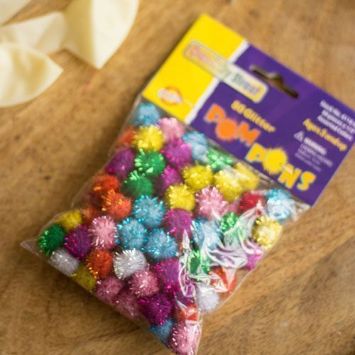 Bolsita con mini pompones 