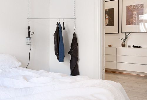 Detalle 'perchero' apartamento en Vasastan, Estocolmo