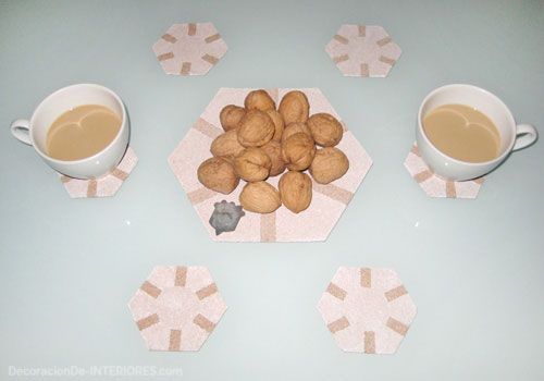 Salvamanteles de corcho, DIY. DecoracionDe-INTERIORES.com