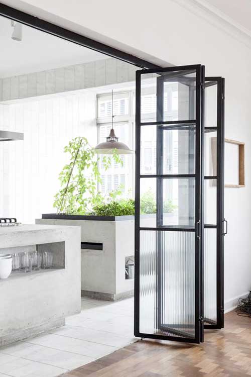 Apartamento modernista en Sao Paulo. Cocina